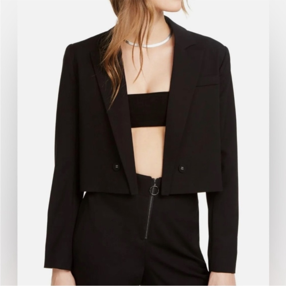 Danielle Bernstein Black Crop Blazer. NWT.